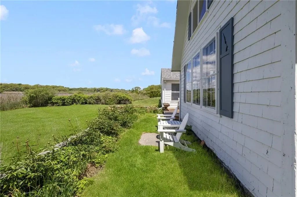 10 Casey Court Newport RI 02840