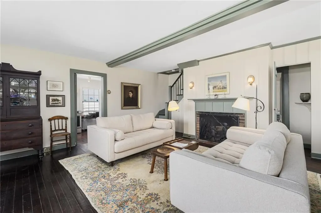 10 Casey Court Newport RI 02840