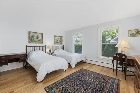 10 Casey Court Newport RI 02840