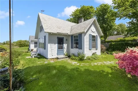 10 Casey Court Newport RI 02840