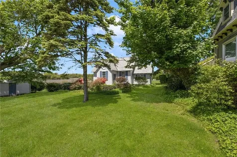 10 Casey Court Newport RI 02840