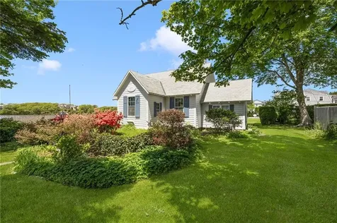 10 Casey Court Newport RI 02840