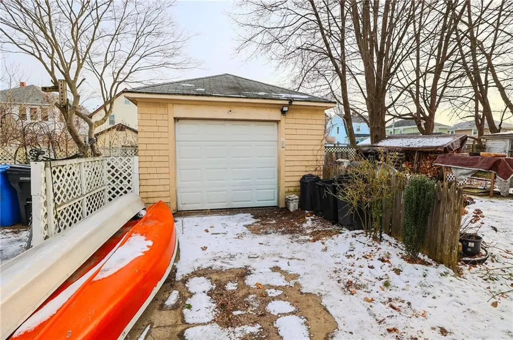 28 Sylvan Avenue Cranston RI 02905