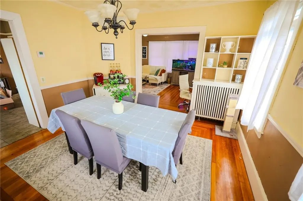 28 Sylvan Avenue Cranston RI 02905