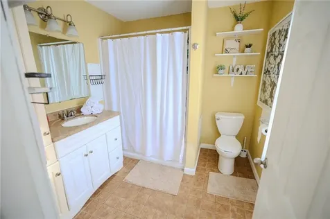 28 Sylvan Avenue Cranston RI 02905