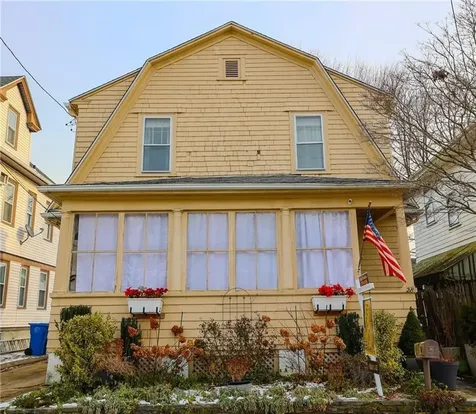 28 Sylvan Avenue Cranston RI 02905