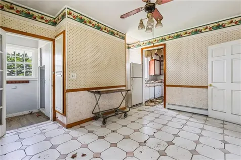 66 Providence Street Woonsocket RI 02895