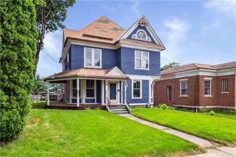 66 Providence Street Woonsocket RI 02895