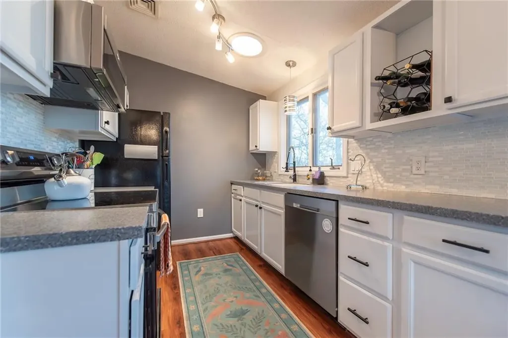 71 Steven Drive West Warwick RI 02893