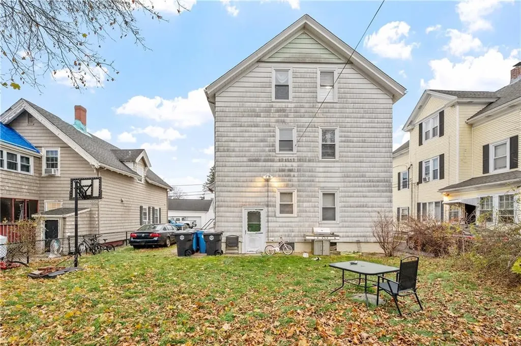 13 Elizabeth Street Cumberland RI 02864