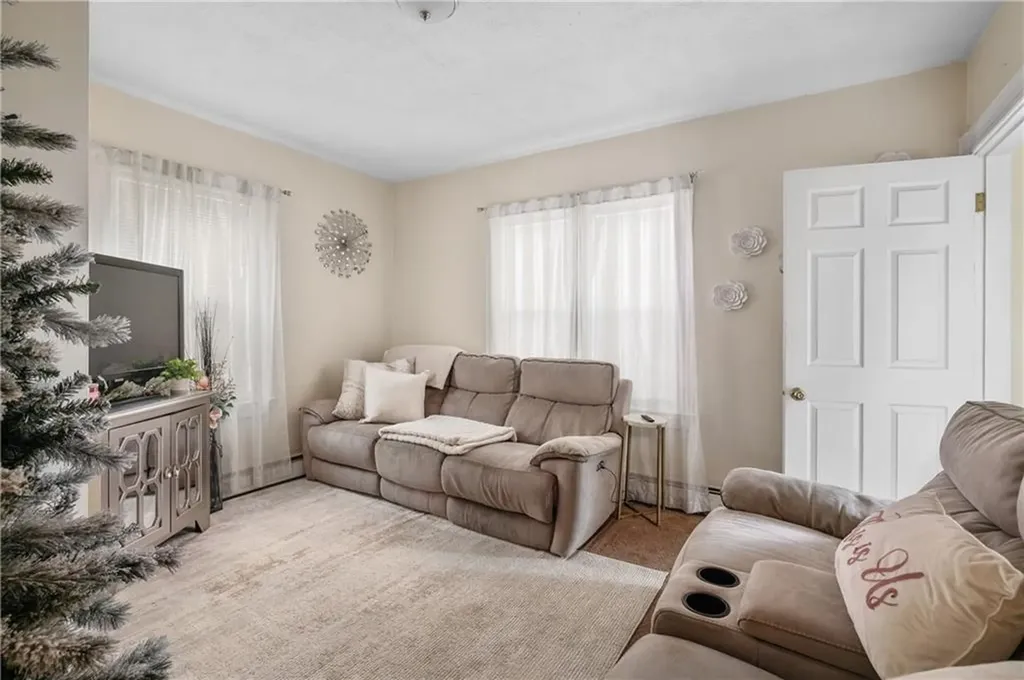 13 Elizabeth Street Cumberland RI 02864