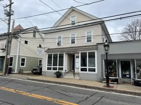 10 Child Street Warren RI 02885