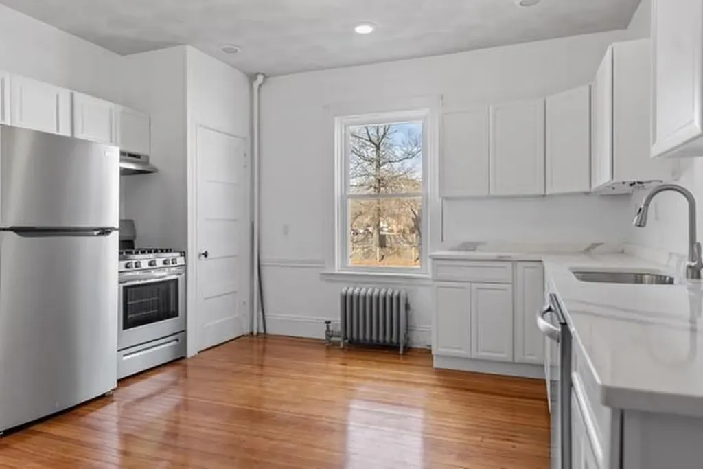 242 Waterman Street Providence RI 02906