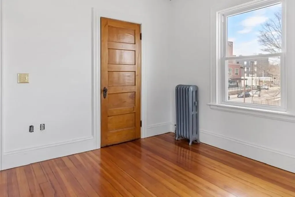 242 Waterman Street Providence RI 02906