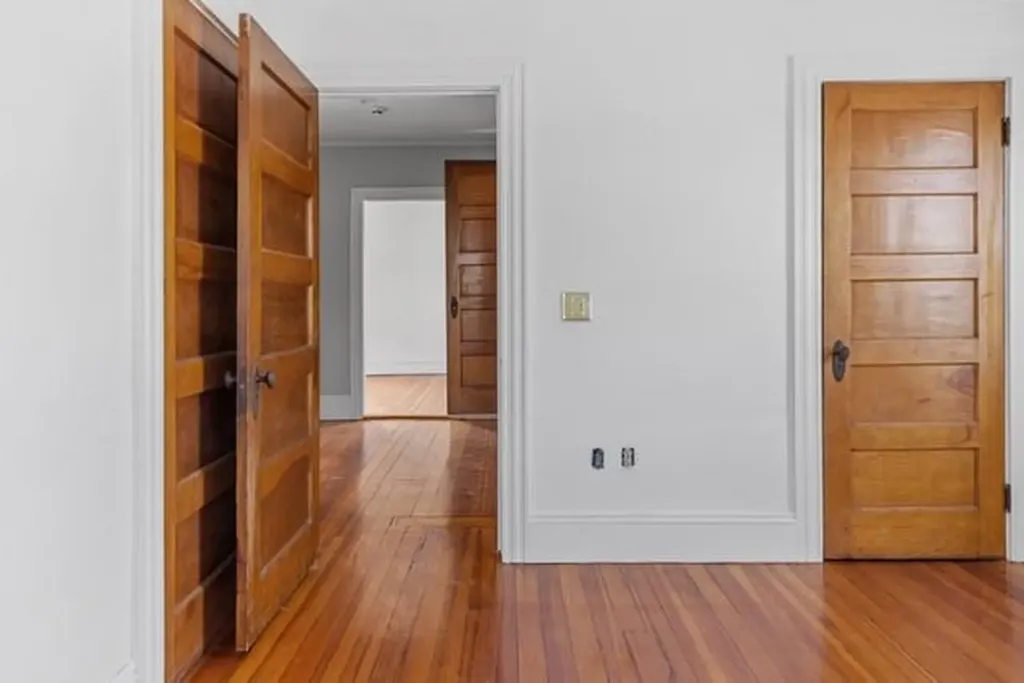 242 Waterman Street Providence RI 02906