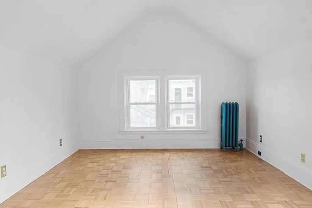 242 Waterman Street Providence RI 02906