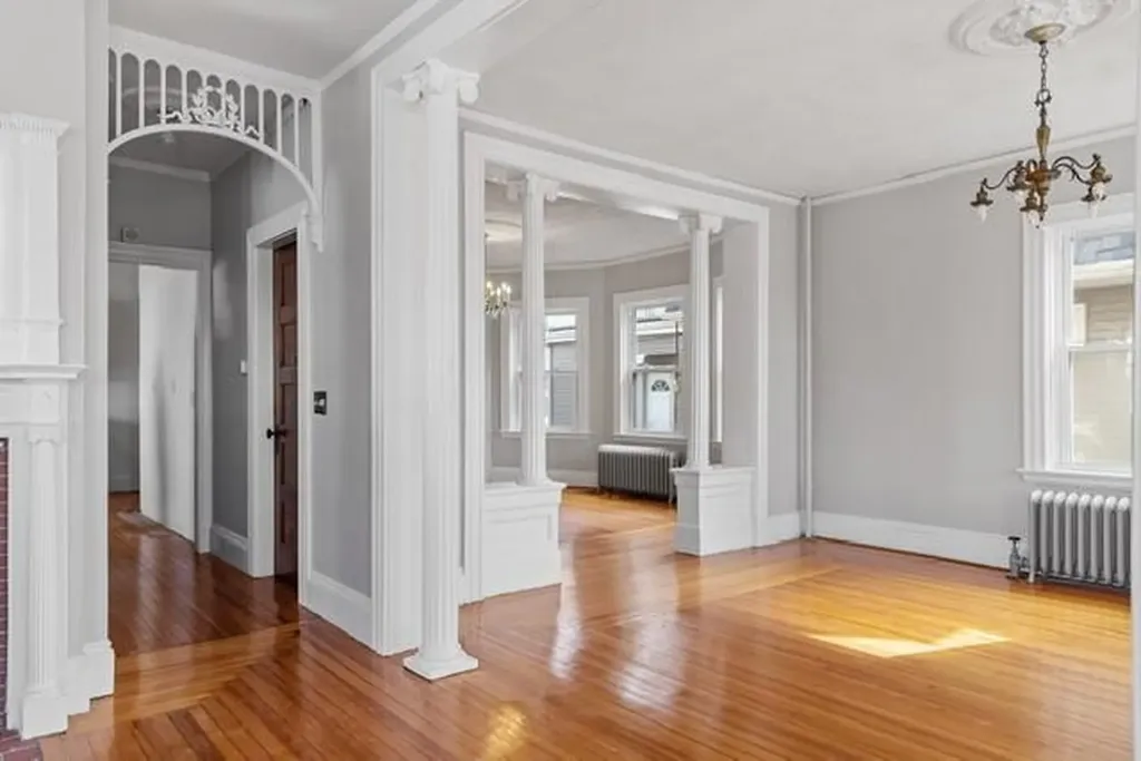 242 Waterman Street Providence RI 02906