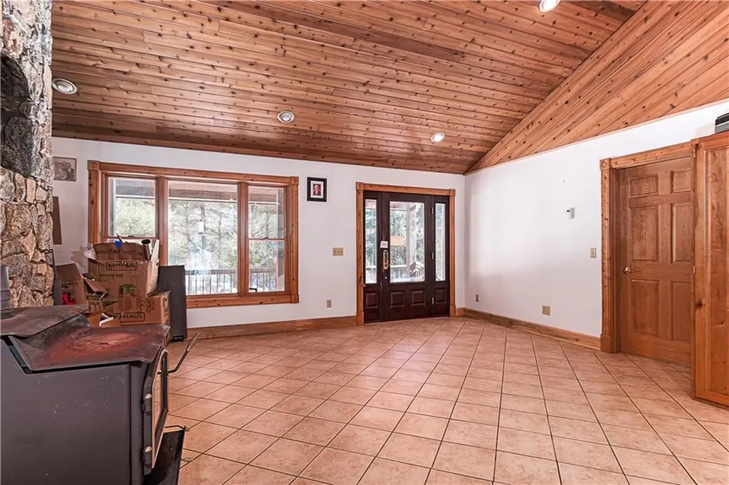 2 & 10 Thatt Way Hopkinton RI 02833