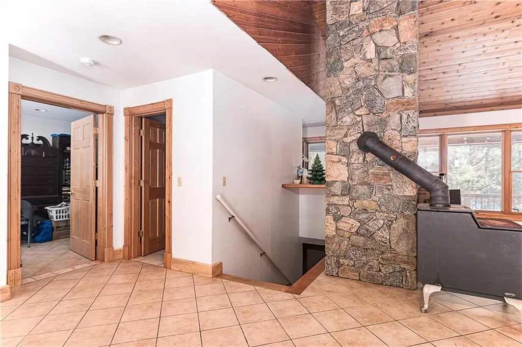 2 & 10 Thatt Way Hopkinton RI 02833