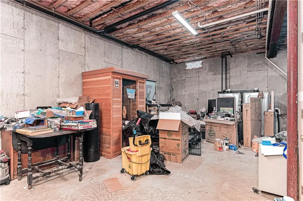 2 & 10 Thatt Way Hopkinton RI 02833