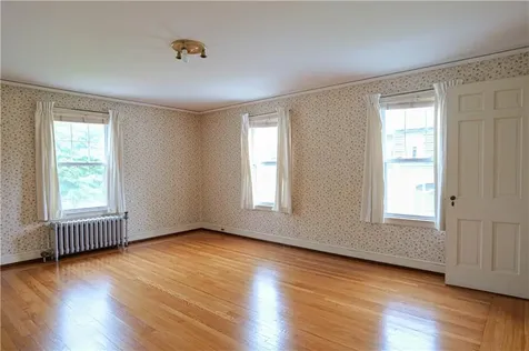 36 Underwood Street Pawtucket RI 02860