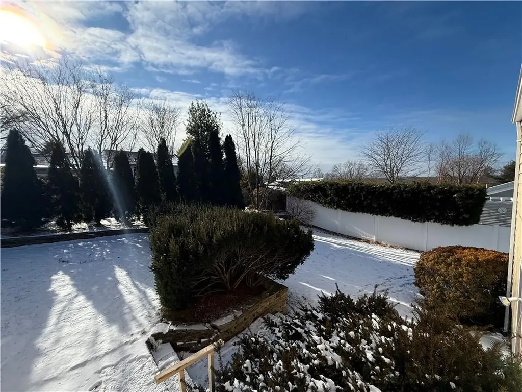 64 Cliffside Drive Cranston RI 02920