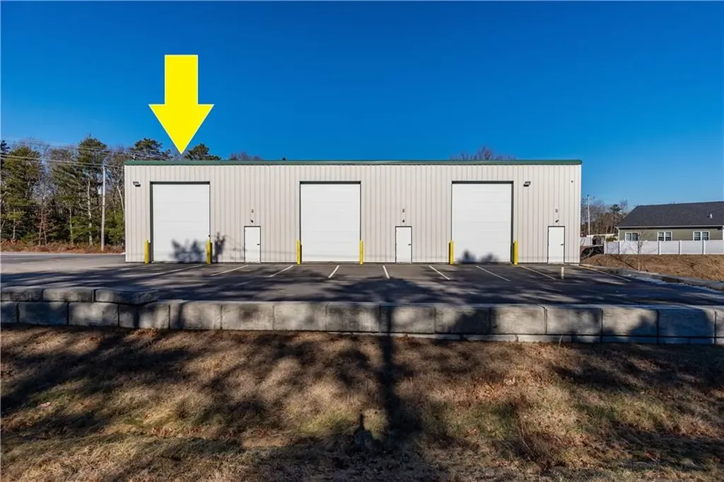 75 Division Road West Greenwich RI 02817