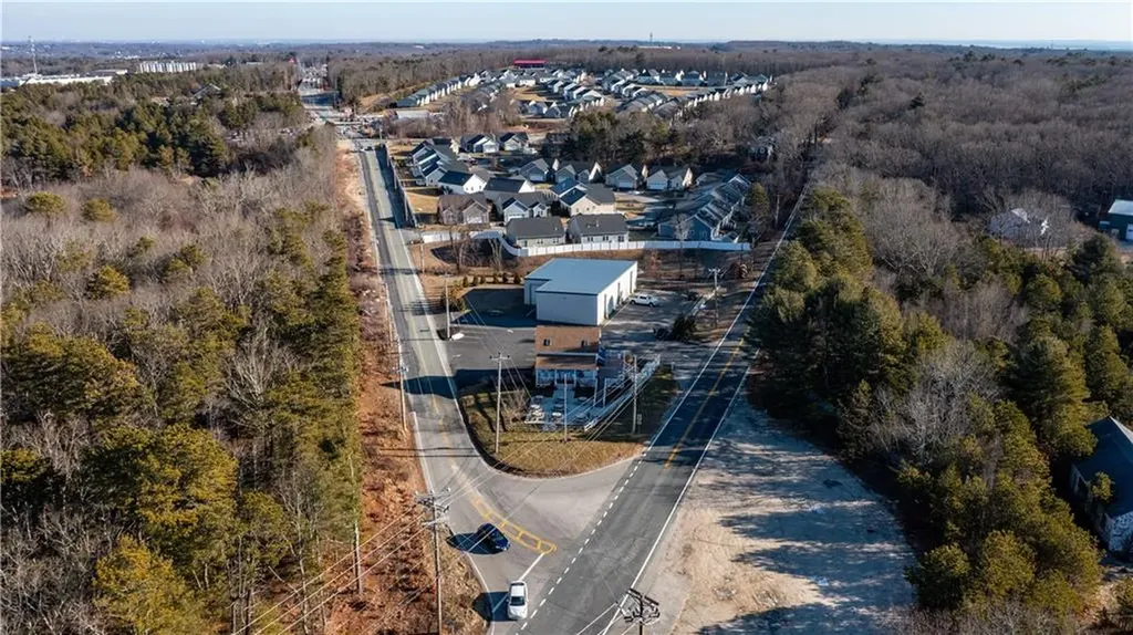 75 Division Road West Greenwich RI 02817