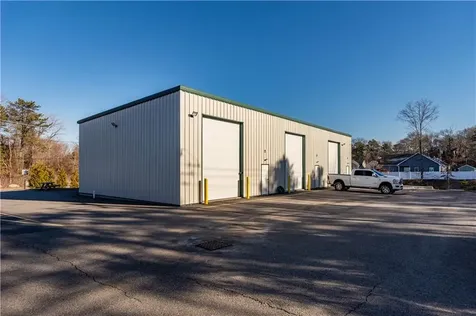 75 Division Road West Greenwich RI 02817