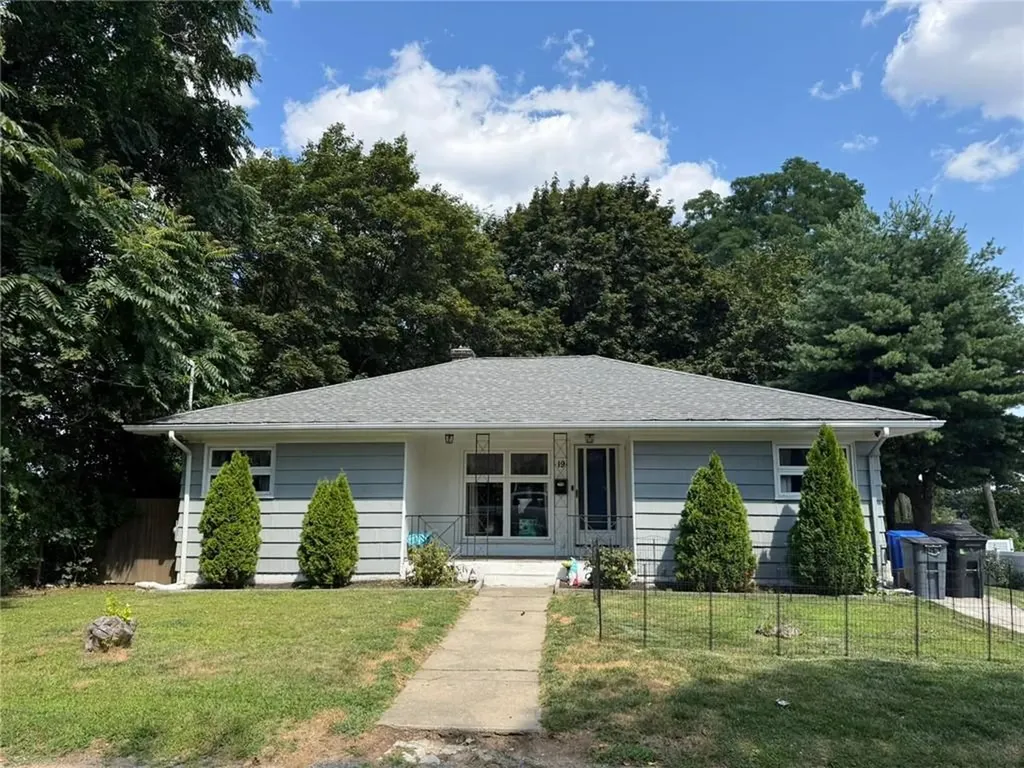 19 S Long Street Johnston RI 02919