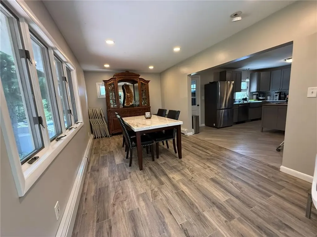 19 S Long Street Johnston RI 02919