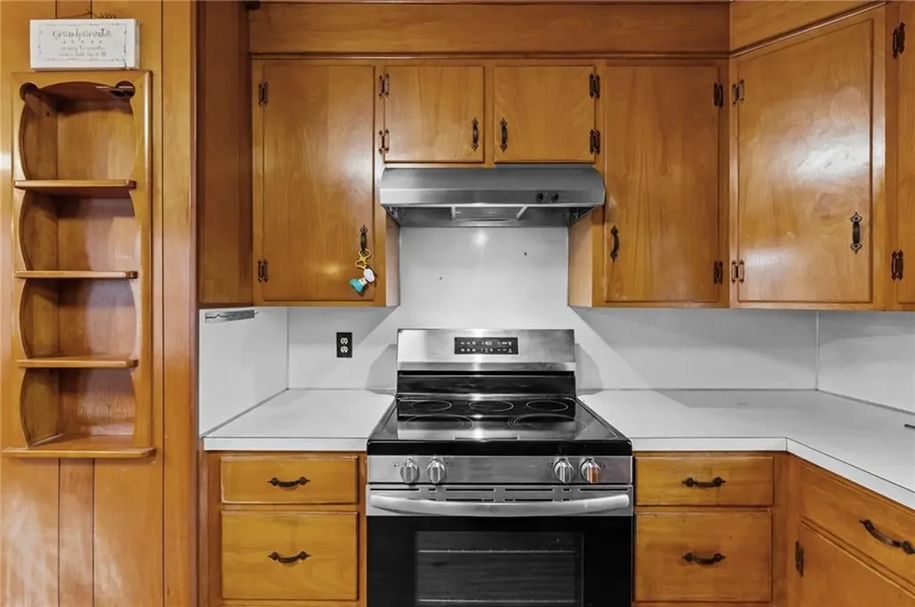 128 Warwick Road Pawtucket RI 02861