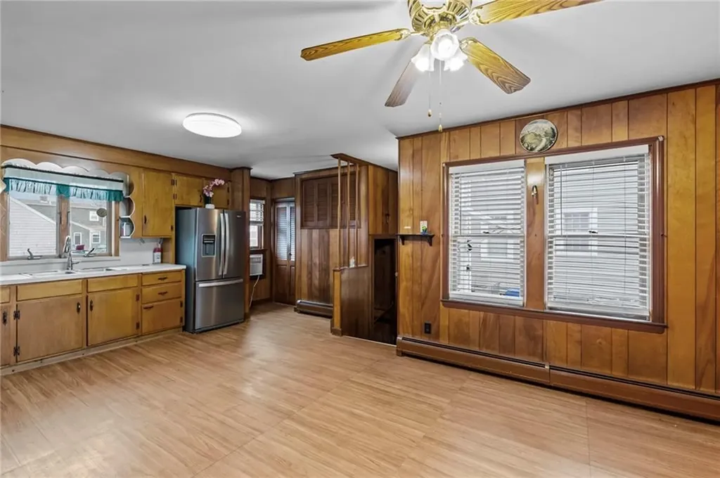 128 Warwick Road Pawtucket RI 02861