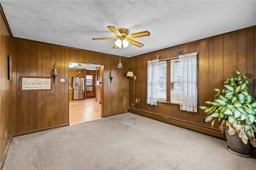 128 Warwick Road Pawtucket RI 02861