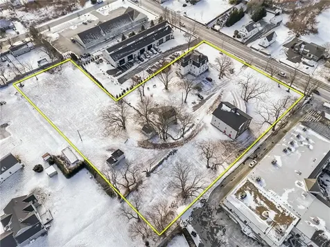 2967 East Main Road Portsmouth RI 02871