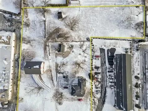 2967 East Main Road Portsmouth RI 02871