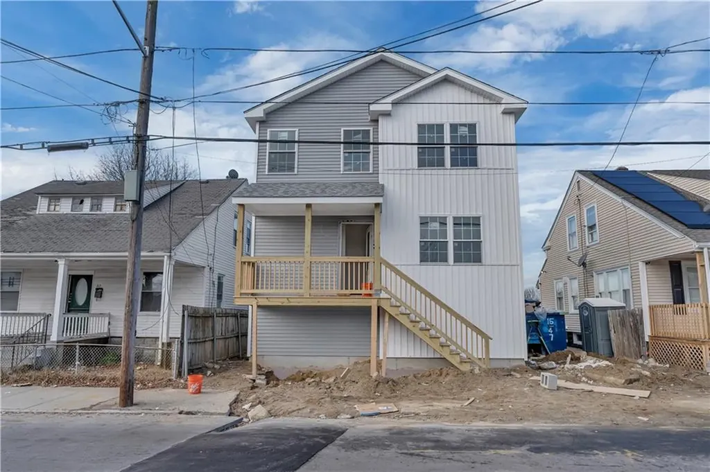86 Lynch Street Providence RI 02908