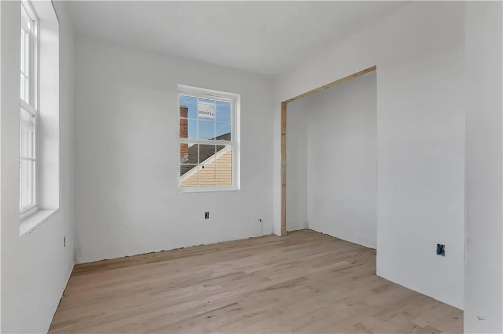 86 Lynch Street Providence RI 02908