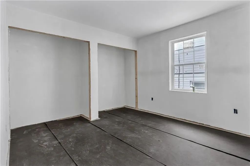 86 Lynch Street Providence RI 02908