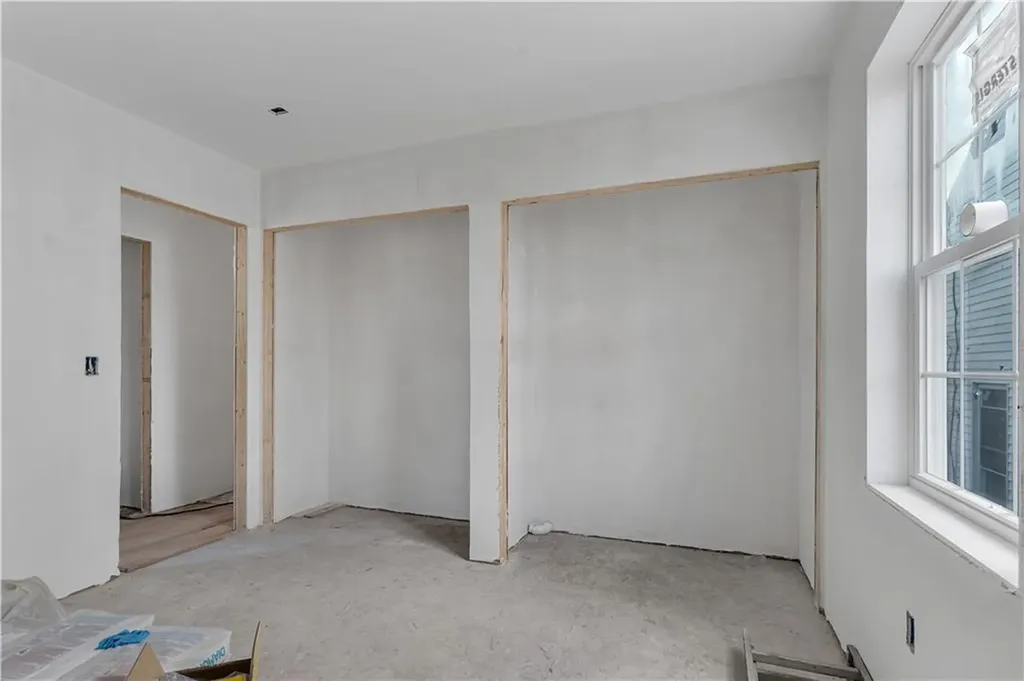 86 Lynch Street Providence RI 02908