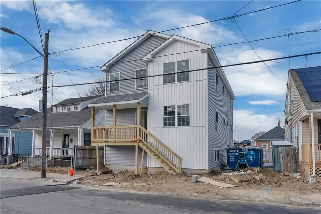 86 Lynch Street Providence RI 02908