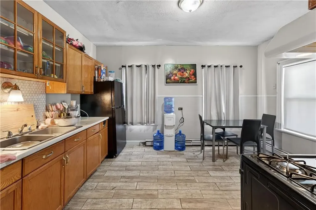 71 Wilson Street Providence RI 02907