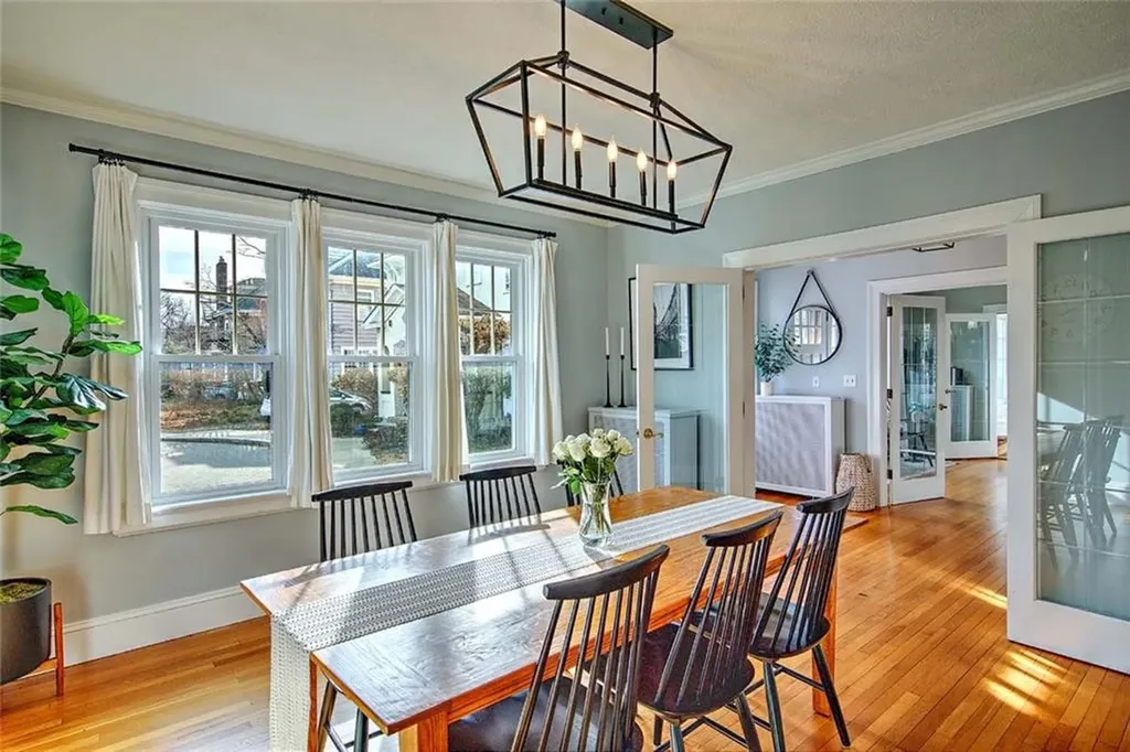 7 Angell Court Providence RI 02906