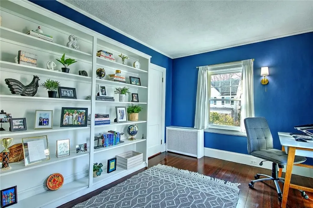 7 Angell Court Providence RI 02906