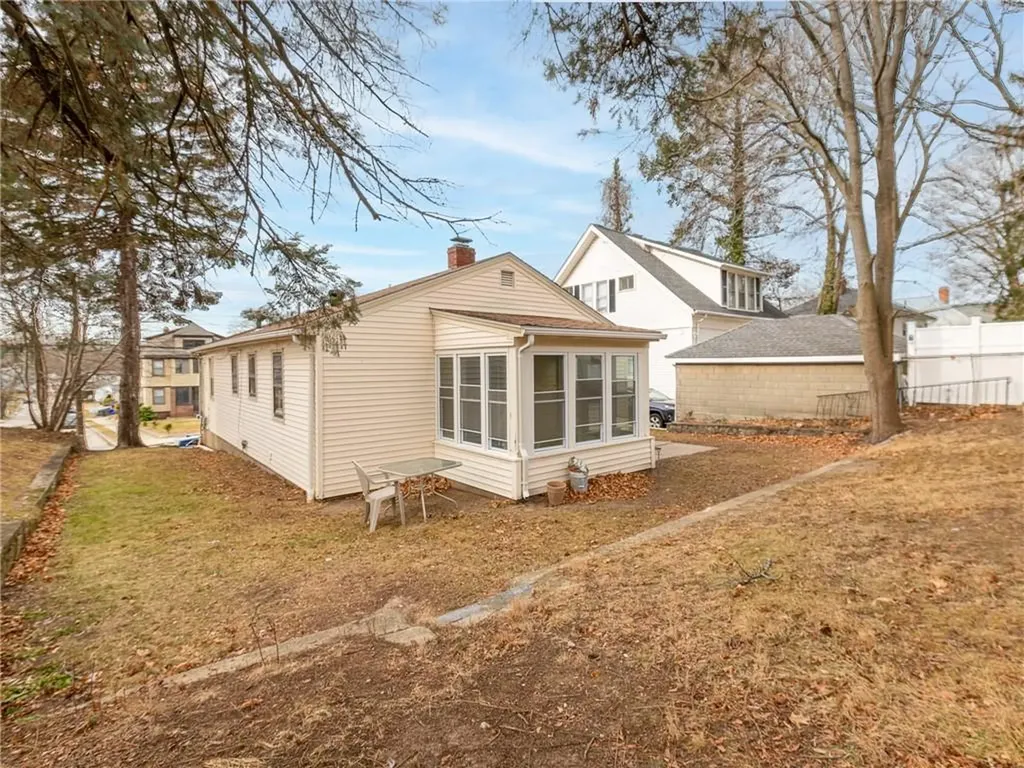 1189 Smith Street Providence RI 02908