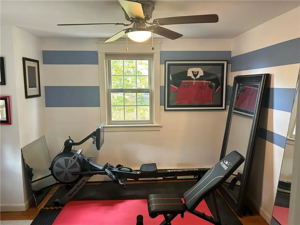 7 Boulevard East Boulevard Middletown RI 02842