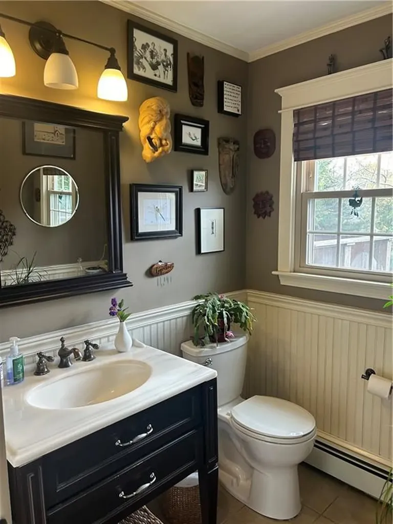 7 Boulevard East Boulevard Middletown RI 02842