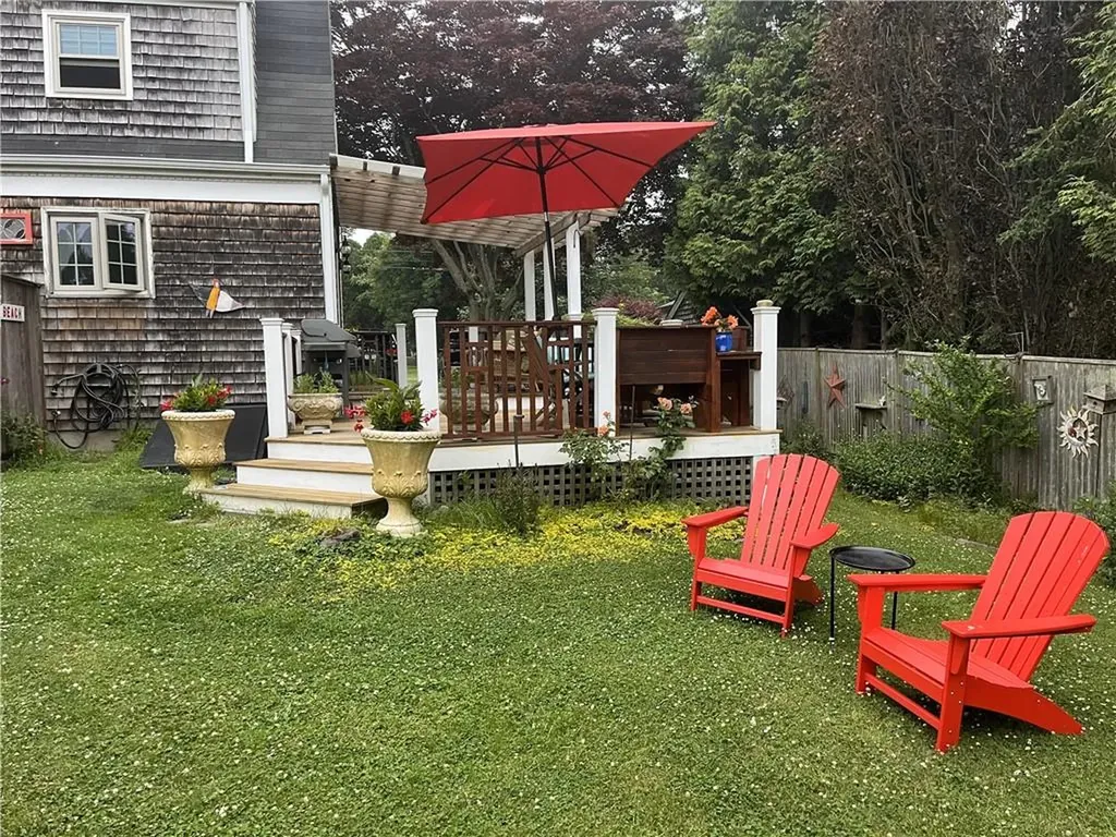 7 Boulevard East Boulevard Middletown RI 02842