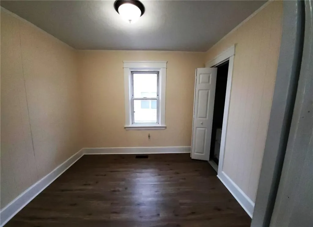35 Transit Street Warwick RI 02889