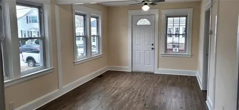 35 Transit Street Warwick RI 02889